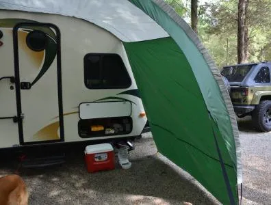 PahaQue R-POD Teardrop Shelter Side Awning Silver / Forest Green Trim